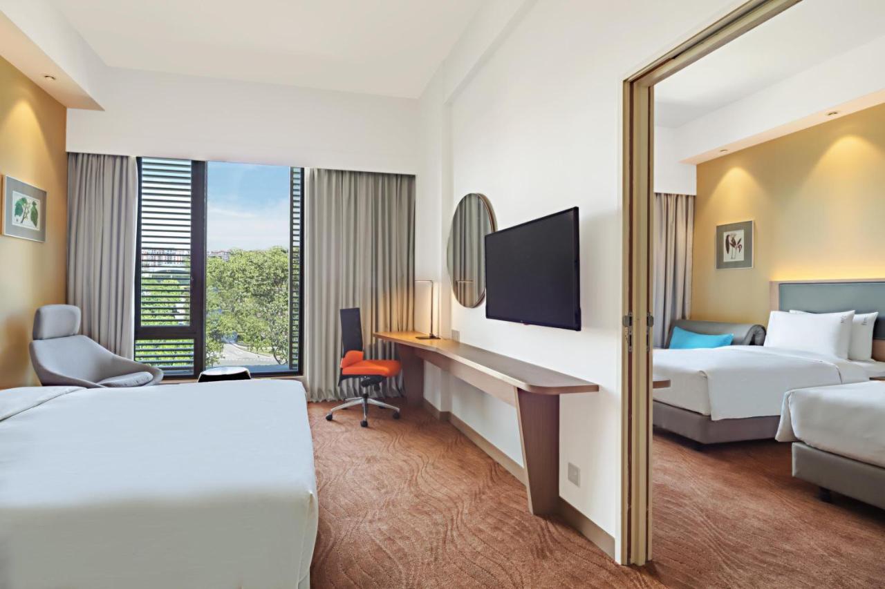 Holiday Inn Express Kota Kinabalu City Centre By Ihg Buitenkant foto