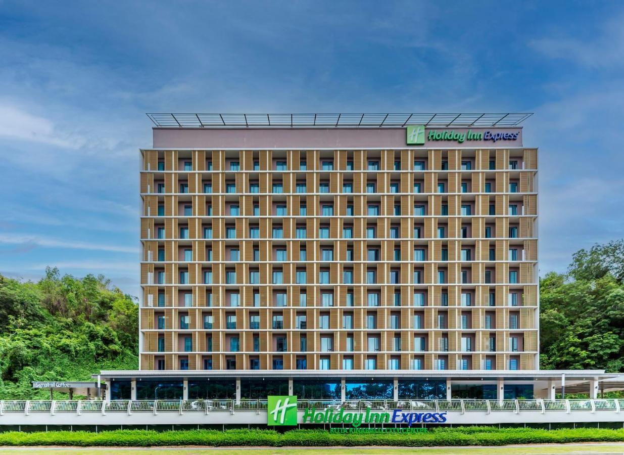 Holiday Inn Express Kota Kinabalu City Centre By Ihg Buitenkant foto